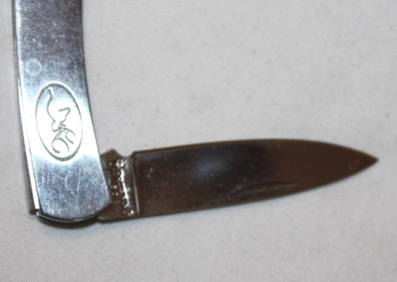 VG+ BROWNING JAPAN “SMALL BUT MIGHTY” 304 STAINLESS STEEL LOCKBACK 4.25″ OPENED
