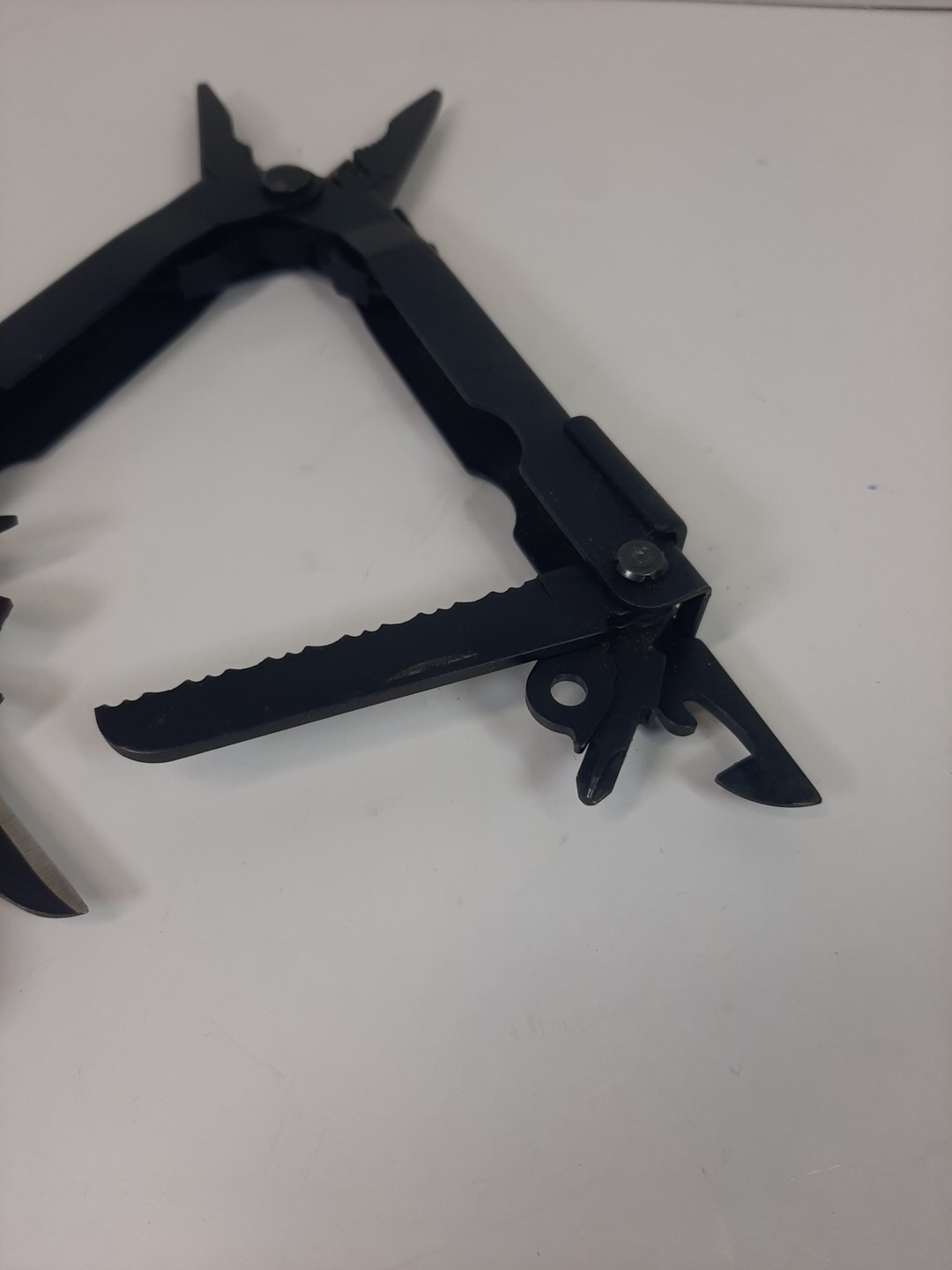 Gerber MP600 Multi-Plier Multi-Tool Needle Nose – Black