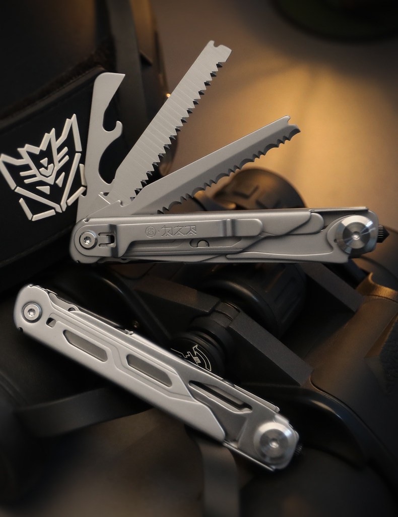Folding EDC Multitool Pocket Utility Tool Knife Saw Scissors Outdoor Camping