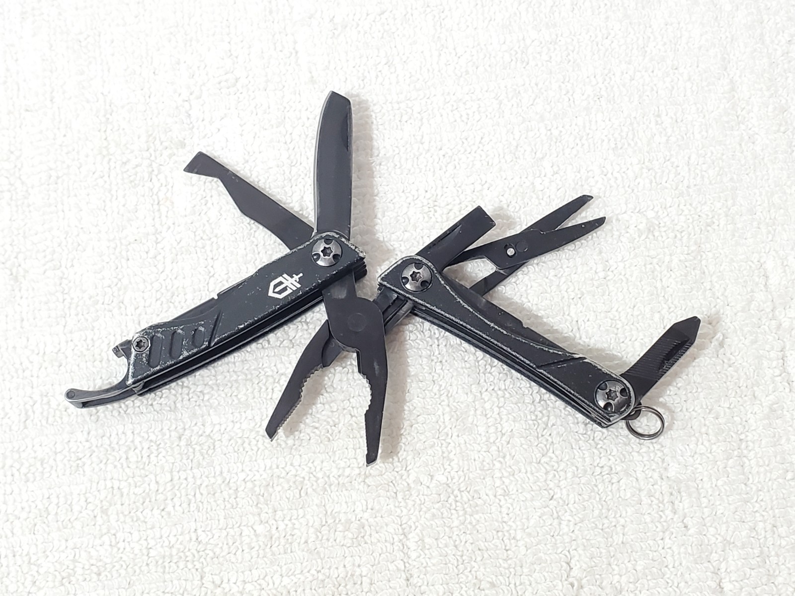 Gerber Dime Black Mini Multi-Tool Black Compact Keychain Pliers Scissors Tool