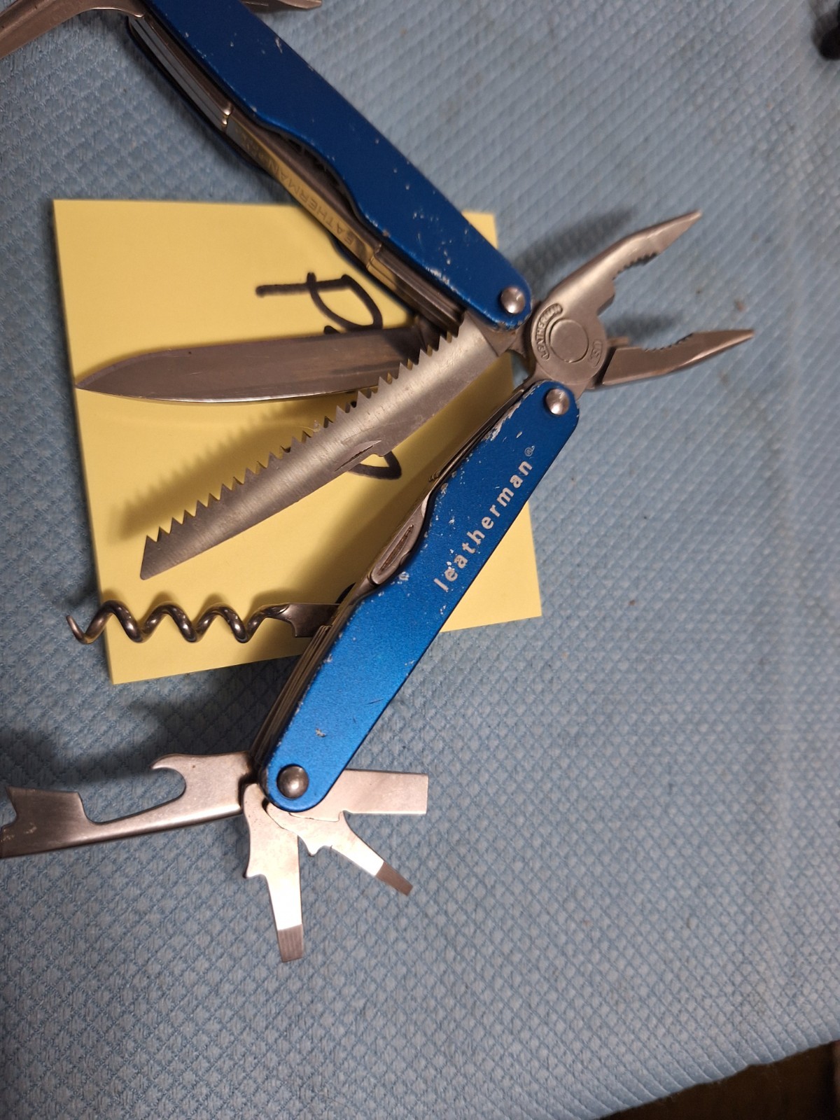 1 Leatherman BLUE CS4 JUICE Multi Tool FISHING LOT P37