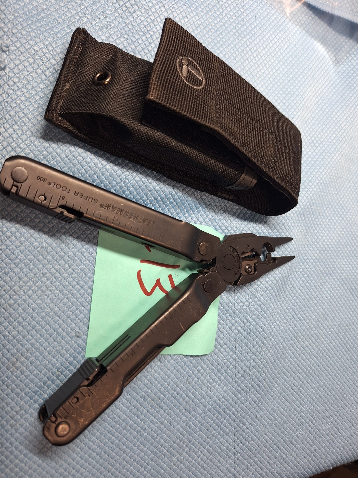 1 Leatherman BLK SUPERTOOL 300 Multi Tool Camping EXCELLENT LOC C13