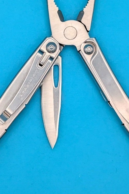 Leatherman Bolster 13 Tool Stainless Steel Multi-Tool!