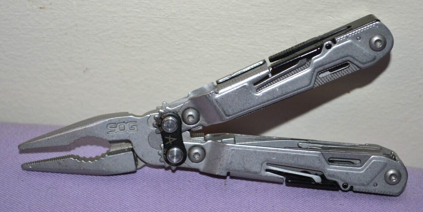 SOG PowerPint Multi-Tool Plier, knife, Scissors & Other Tools W/Belt Clip–Great