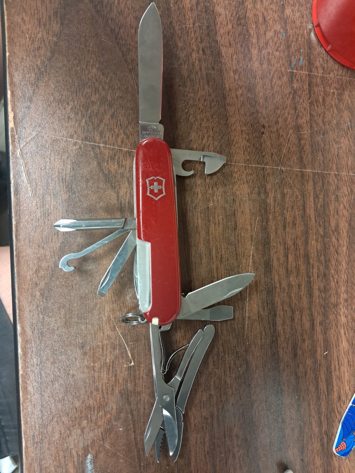 Victorinox Marlboro Adventure Team Red Multi-Tool Knife . 12 tools Swiss army