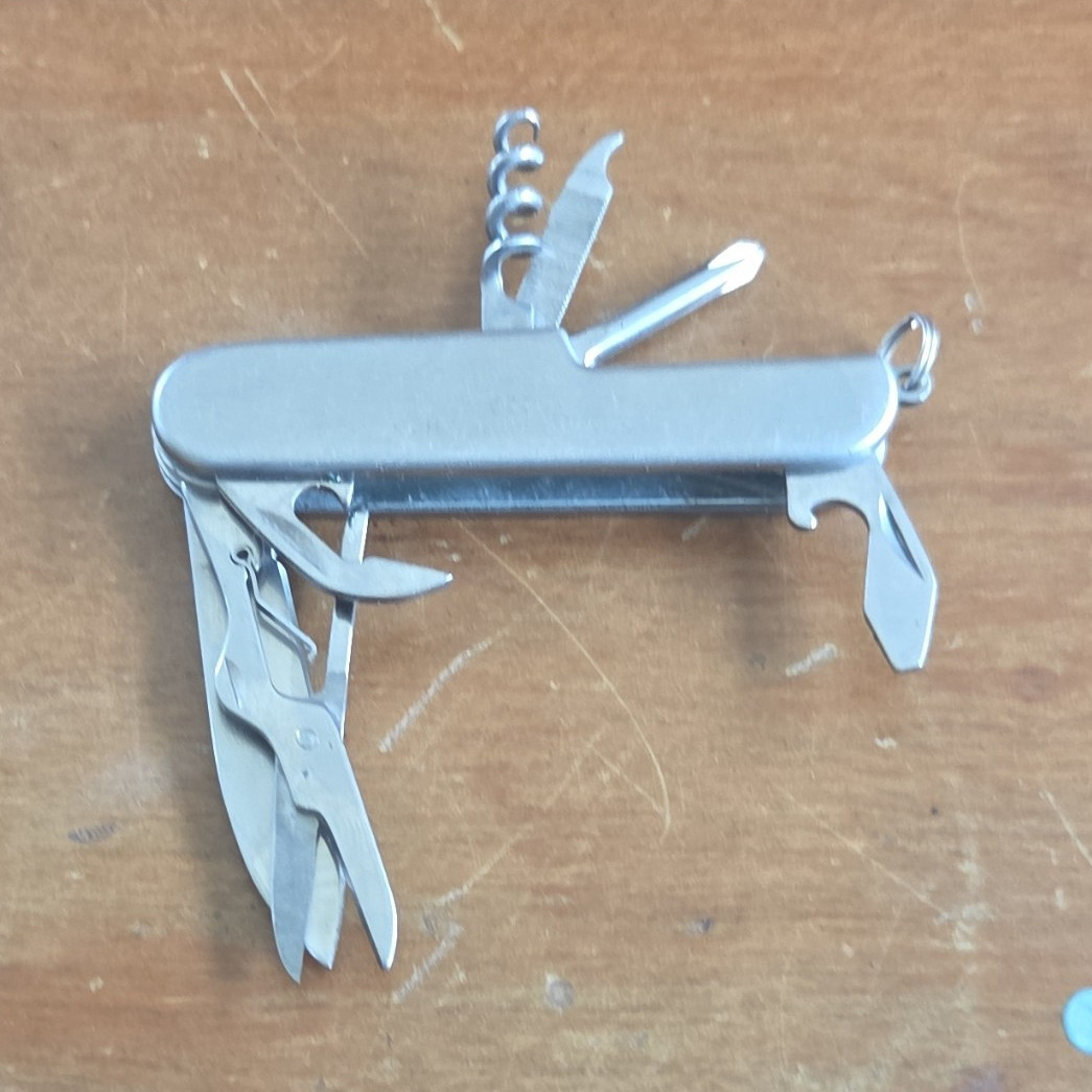 Camping Knife w Multiple Tools