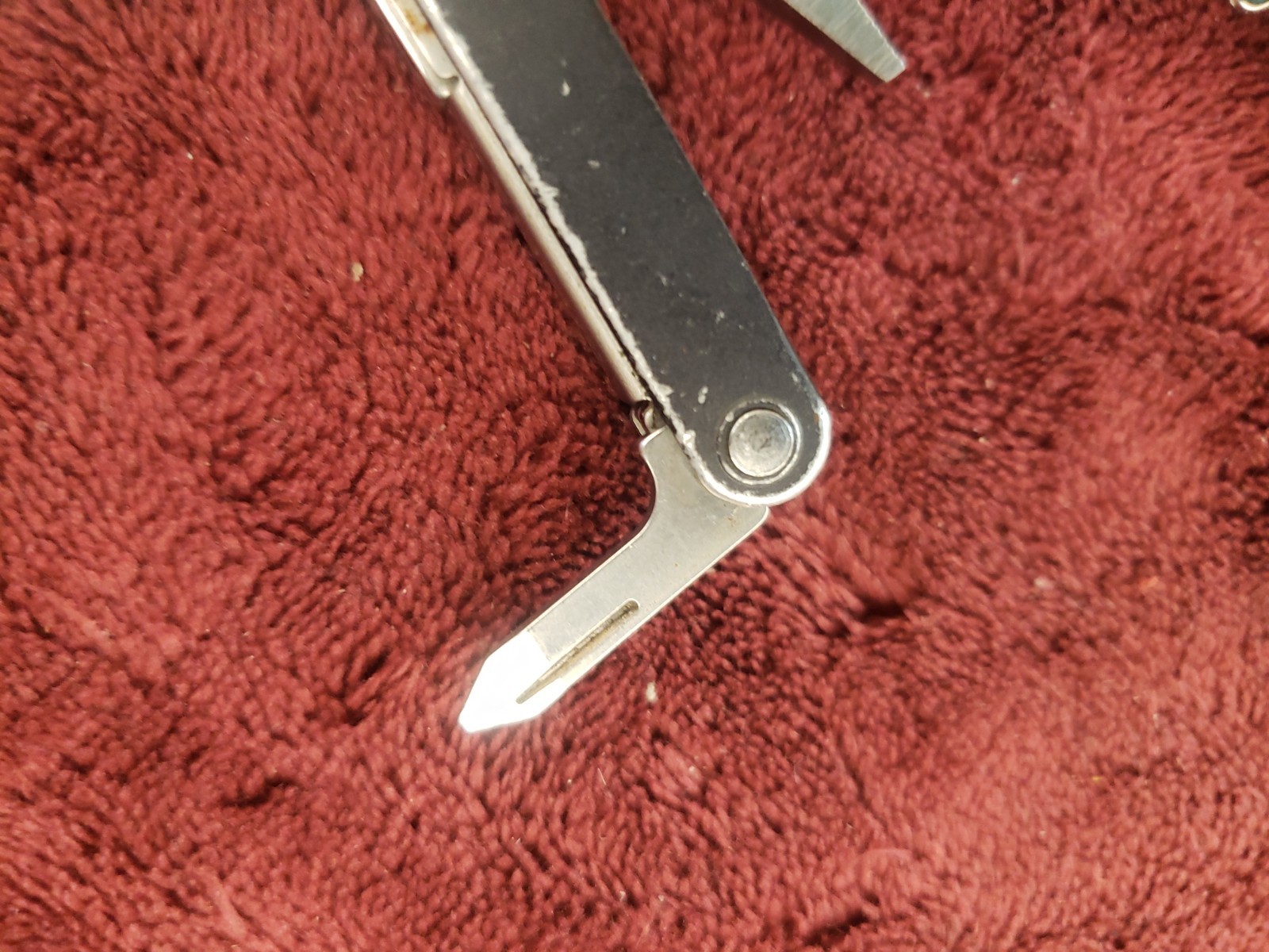 Leatherman Squirt PS4 Multi-Tool Black, broken file