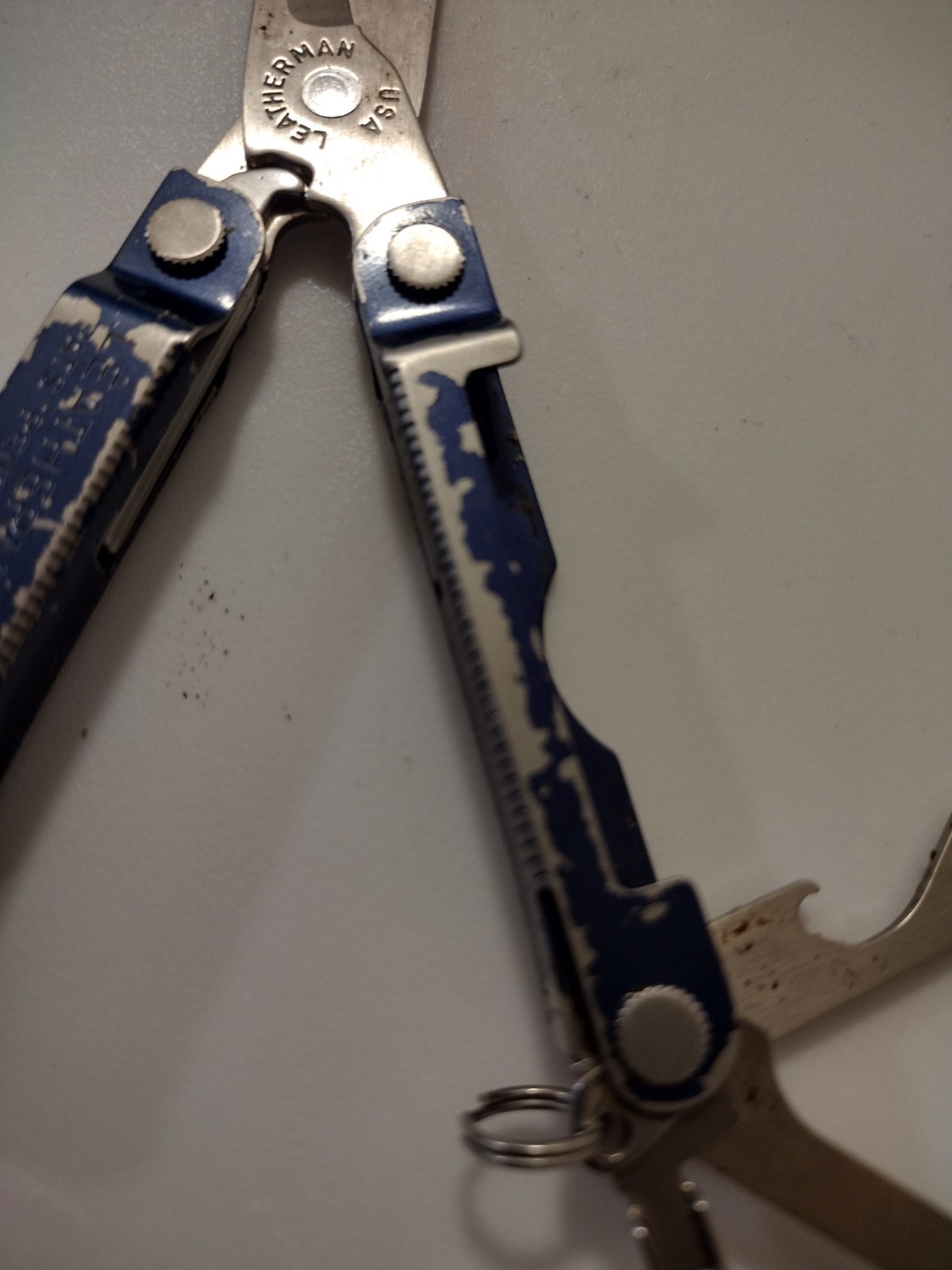 Leatherman Micra 10 in 1 Multitool Stainless Steel Hiking Camping Fishing Blue
