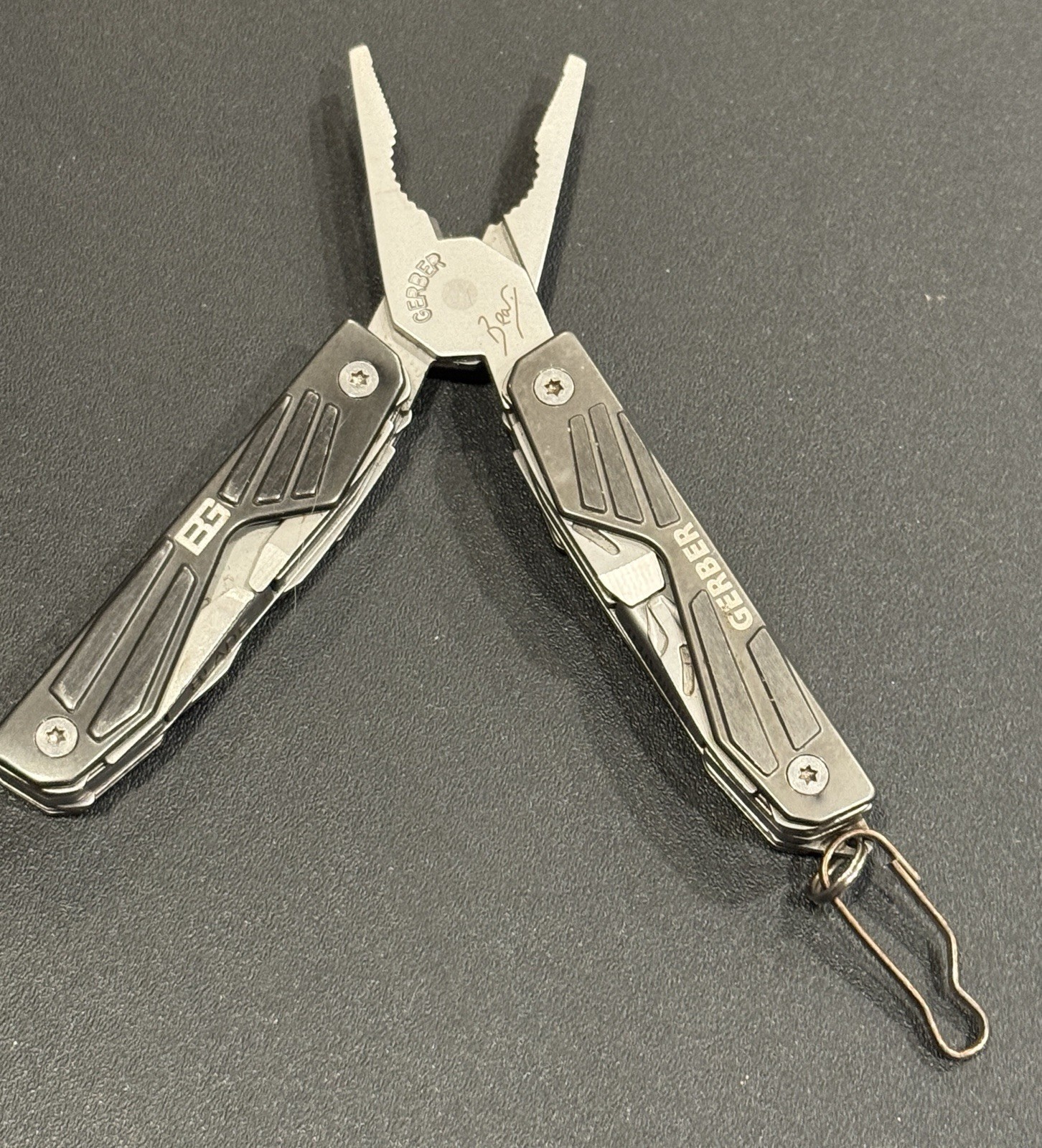 Bear Grylls BG Gerber Mini Suspension BG Multi-Tool TSA Nice Condition