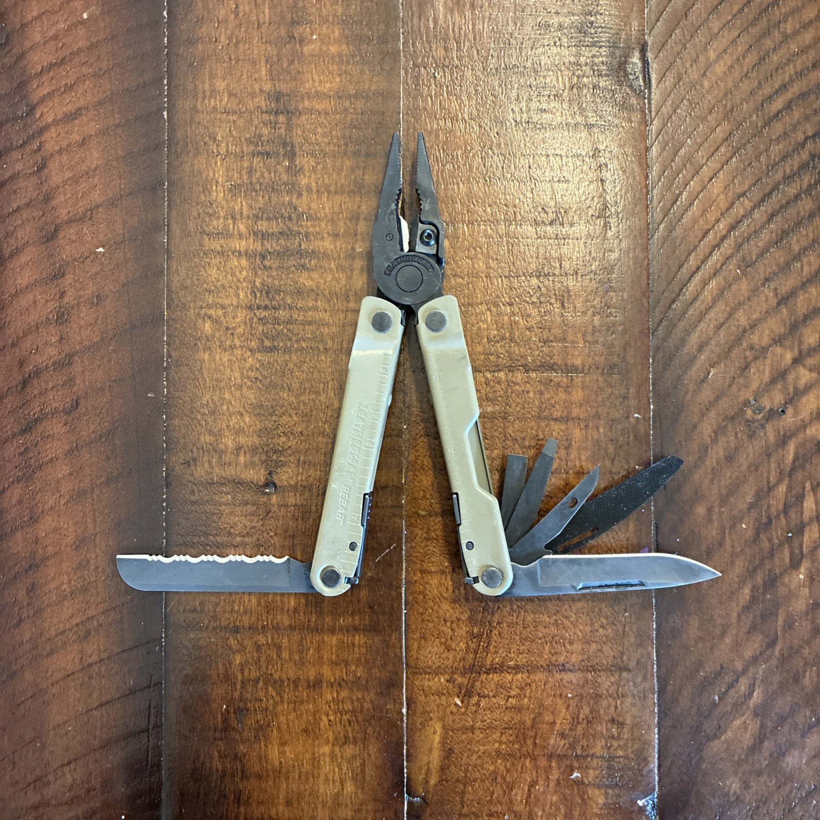 Leatherman Rebar Multi-Tool Coyote Tan – Nice!