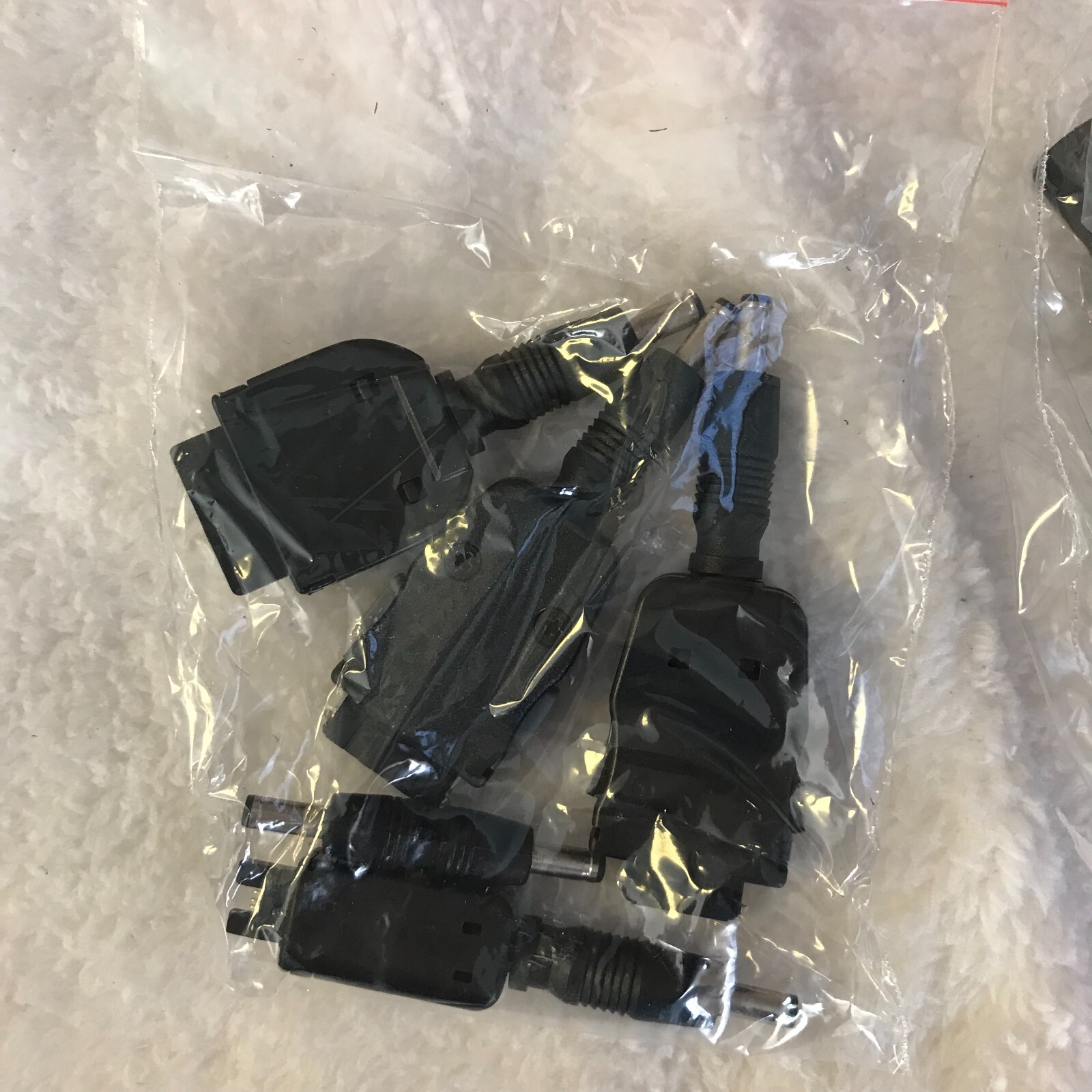 avon hand crank multi task tool – 2007 – voltage output 6v