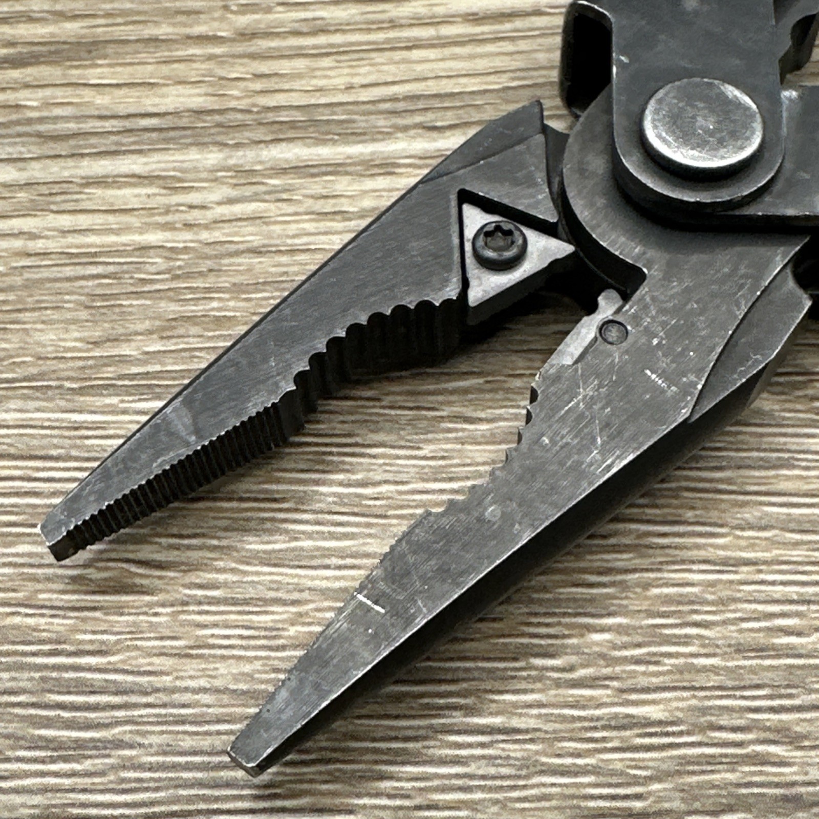Gerber MP600 Multi-Plier 600 Multi-Tool – Black