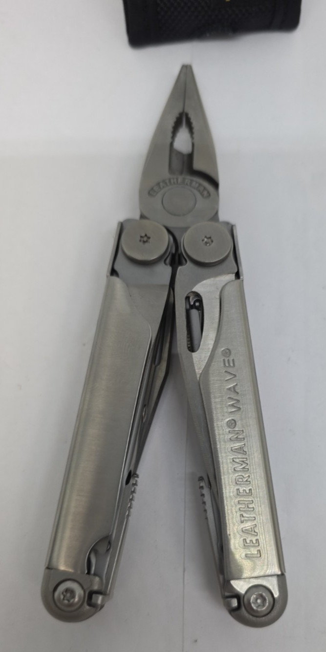 Leatherman Wave Multi-Tool Stainless, Knife, Pliers, with Nylon Sheath, USA
