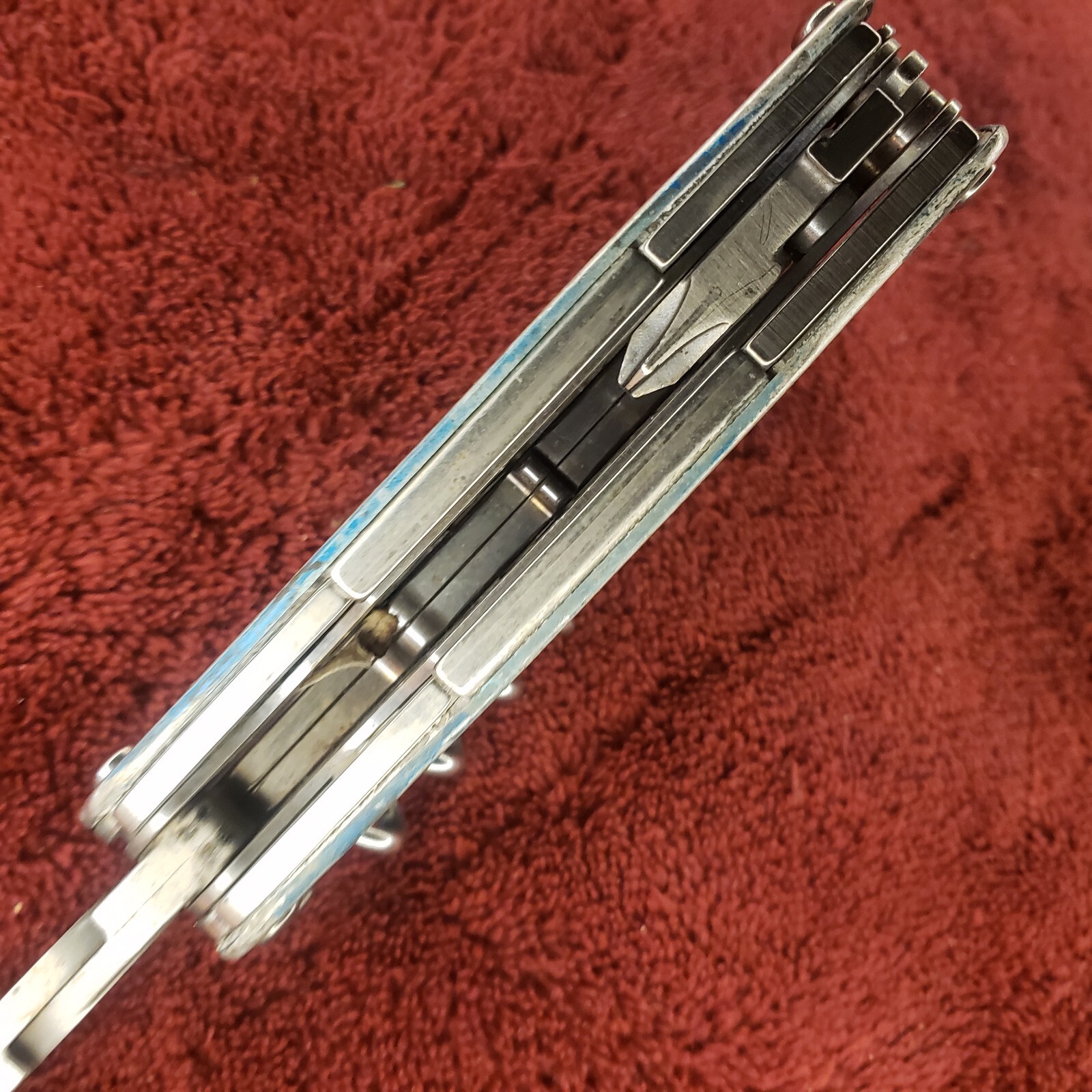 Leatherman Juice CS4 Multi-Tool Stainless Pliers Multi Tool read