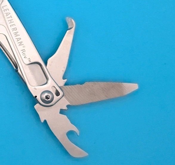Leatherman Rev 3.8″ Multi-Tool, Stainless!