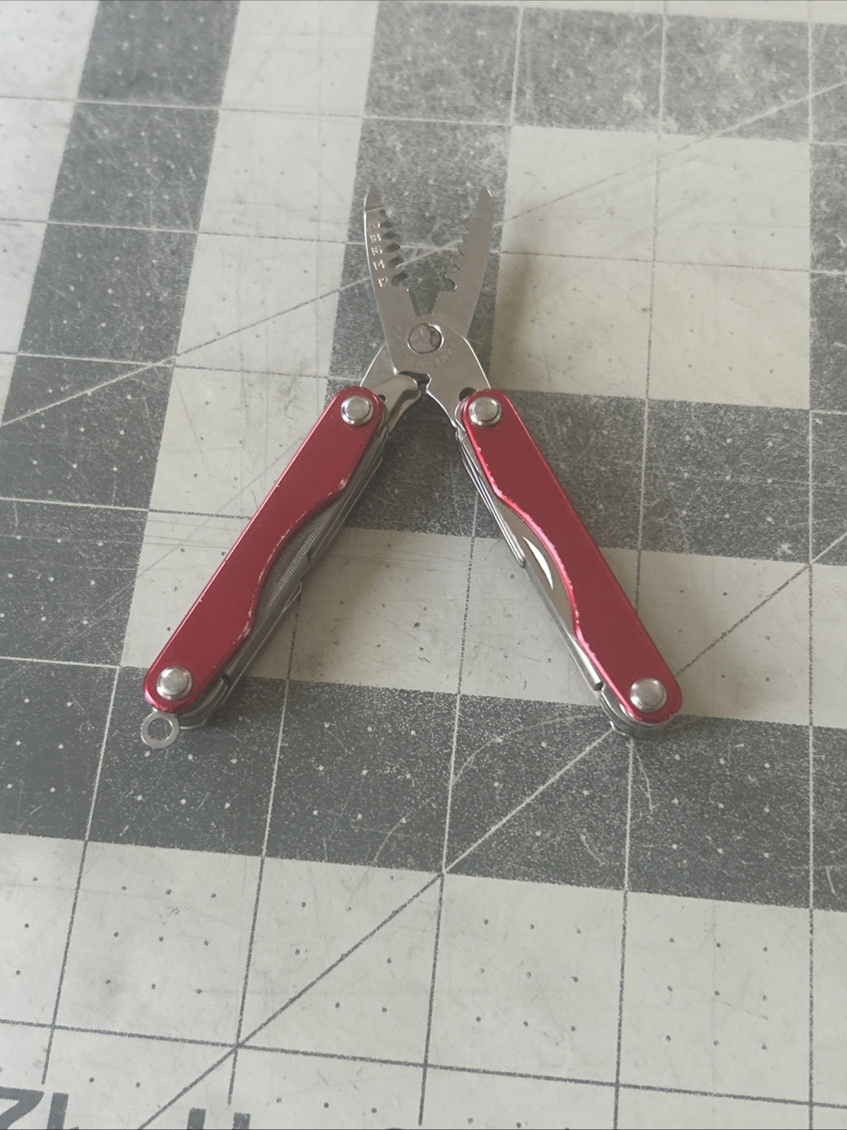 Leatherman Squirt E4 USA Radio Shack Limited Edition Rare