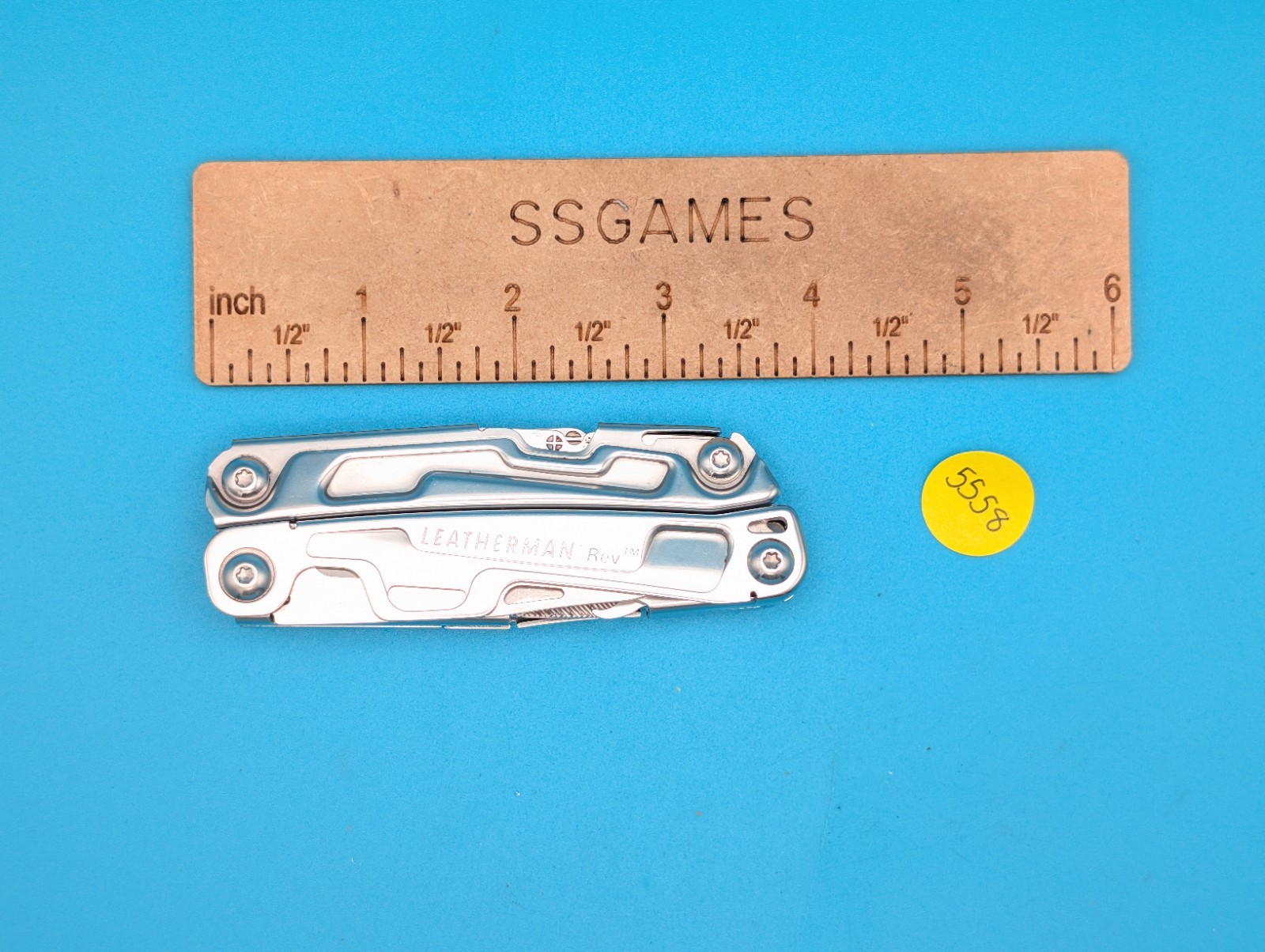 Leatherman Rev 3.8″ Multi-Tool, Stainless!