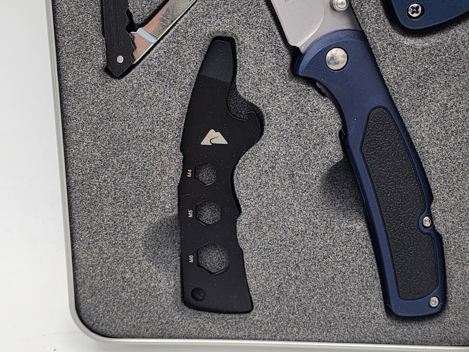 Ozark Trail Four Piece Combo Knife Set Keychain Pocketknife Tin