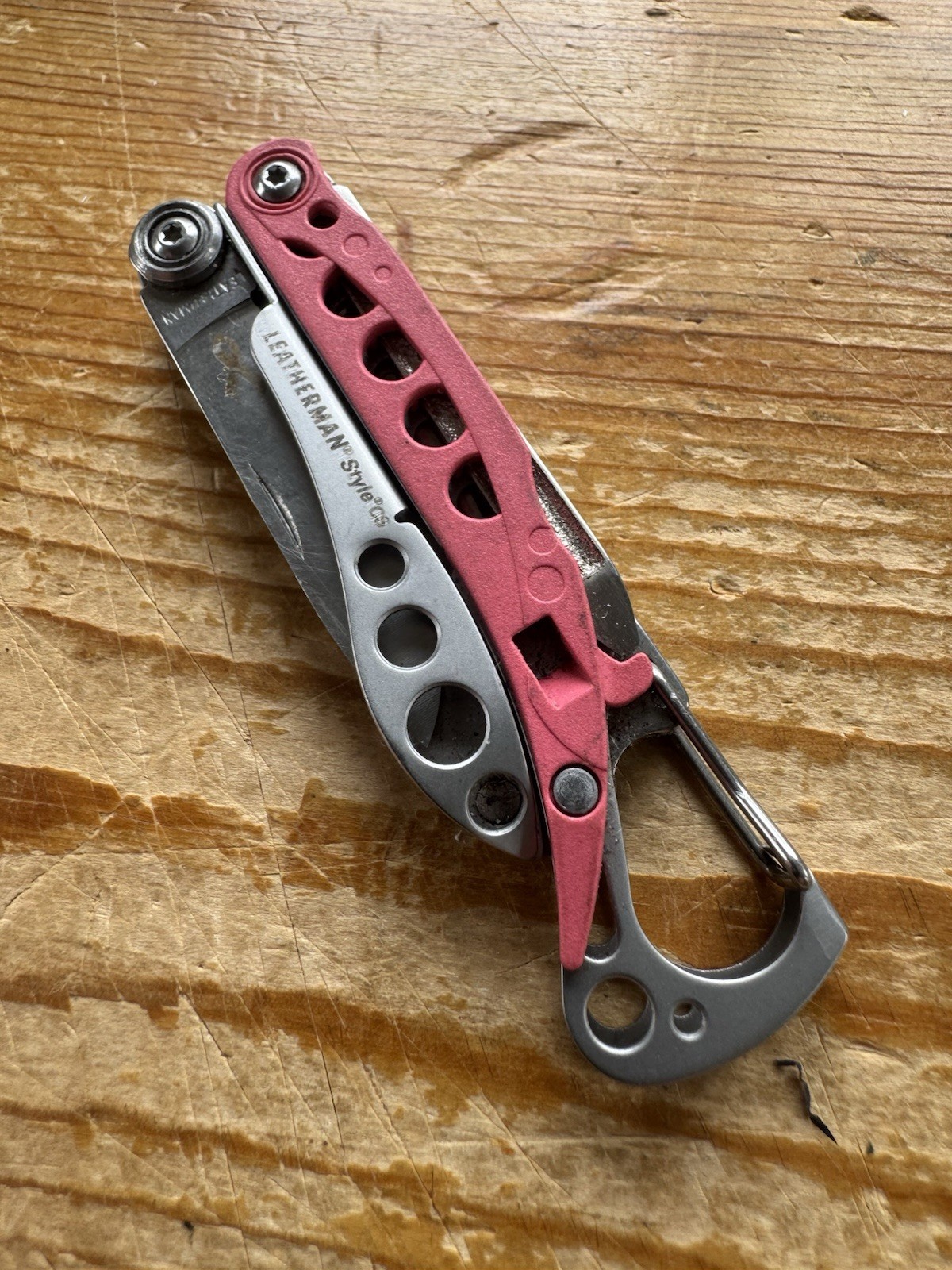 Leatherman Style CS Multi-Tool Pocket Knife Pink Breast Cancer Awareness- Retire