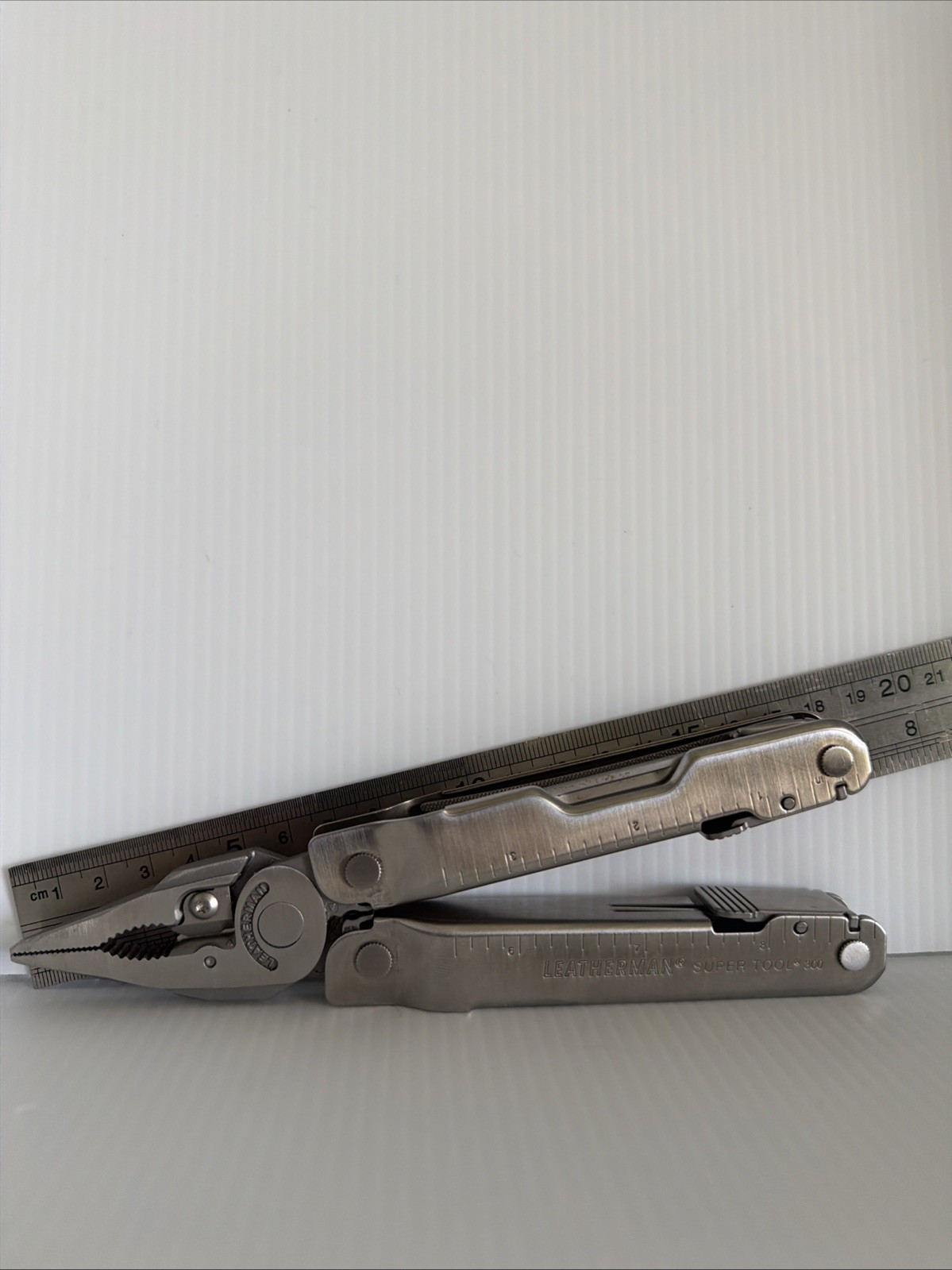 Leatherman Super Tool 300 Stainless Steel Leather Sheath