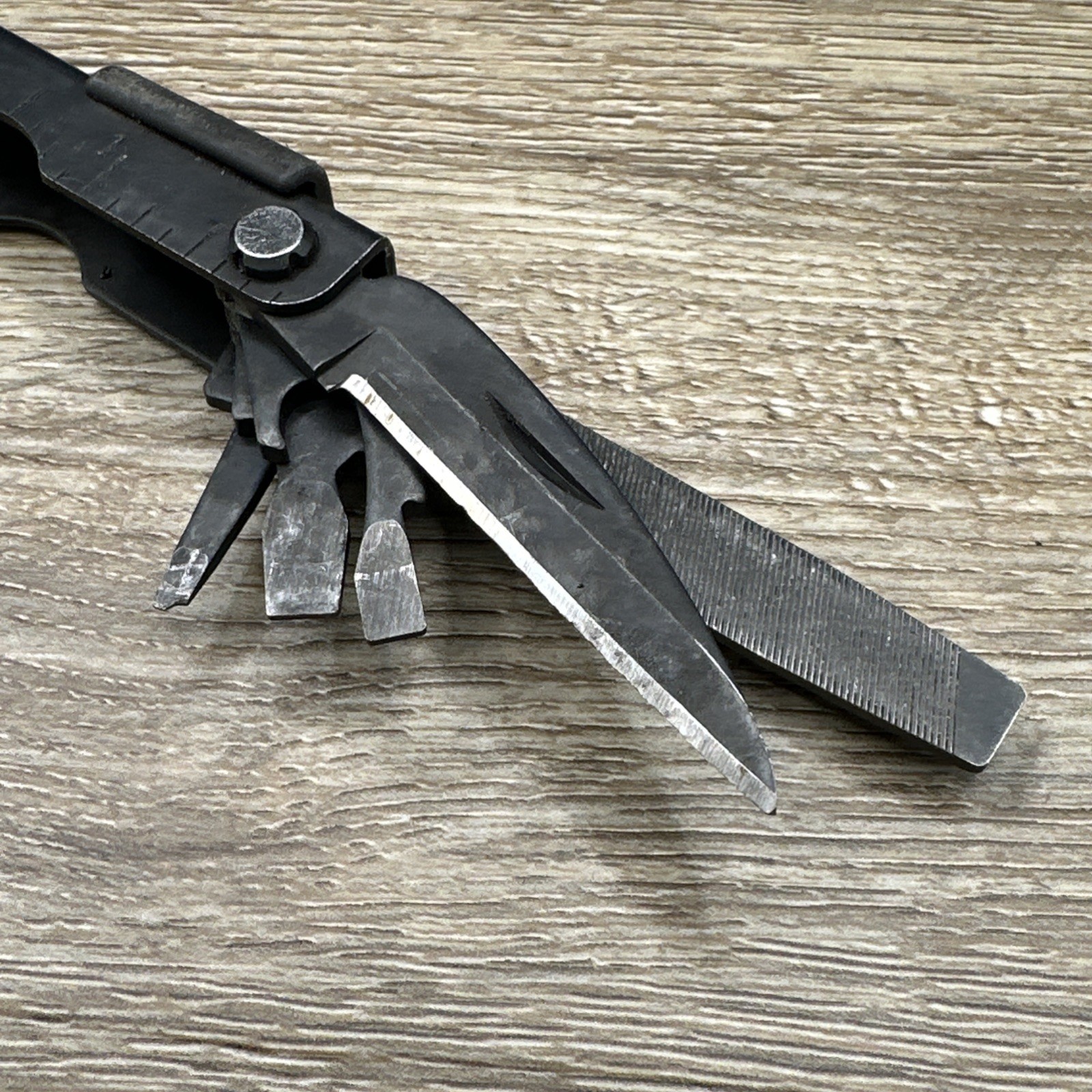 Gerber MP600 Multi-Plier 600 Multi-Tool – Black