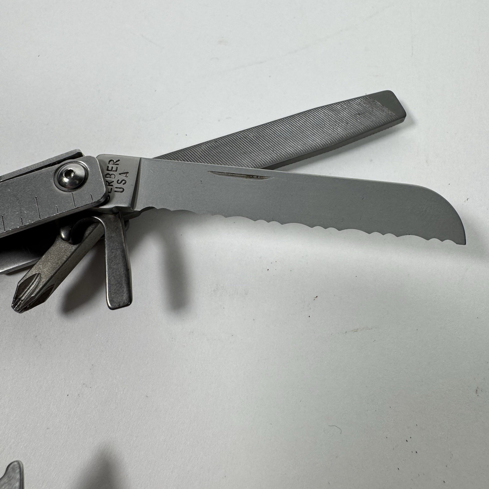 Gerber Multi Tool Patent 5142721/5142844 Nice USA Vtg
