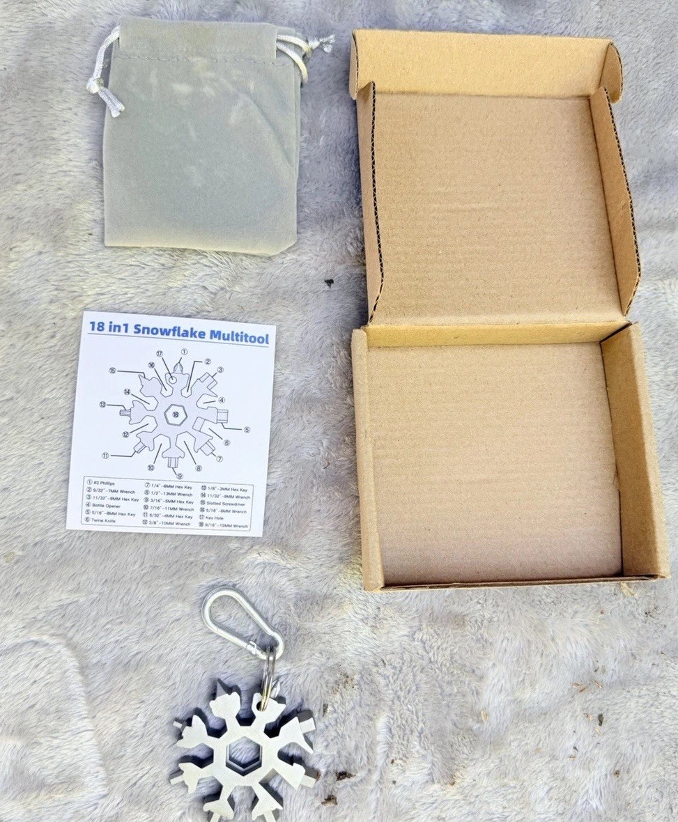 18 in 1 Multi-tool Snowflake Silver Tone Keychain Key Ring