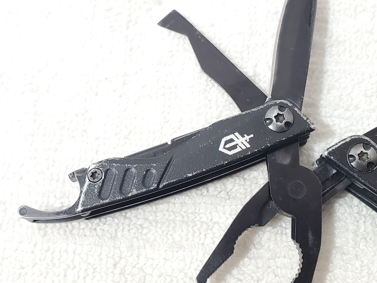 Gerber Dime Black Mini Multi-Tool Black Compact Keychain Pliers Scissors Tool