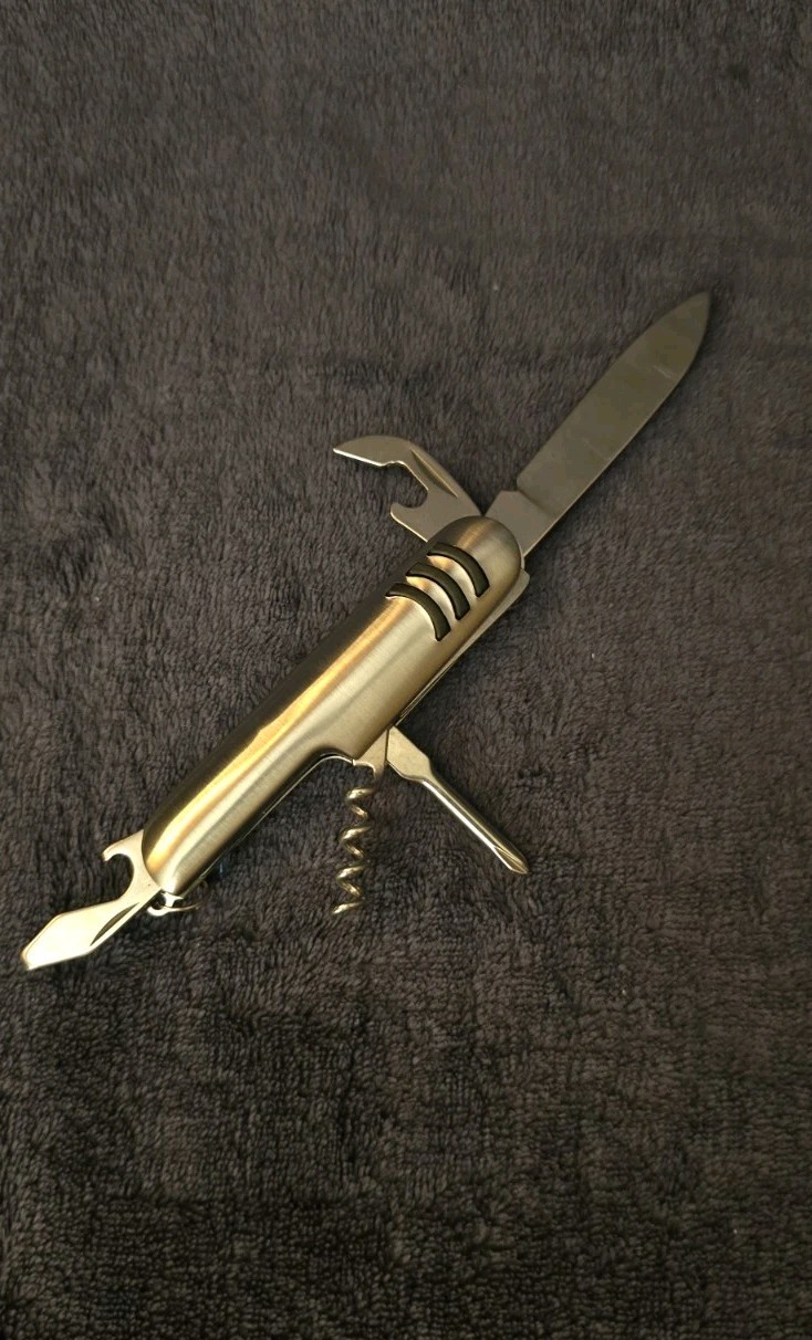 5-in-1 Multi Tool Folding Pocket Knife Outdoor Survival Tool. BRAND NEW!