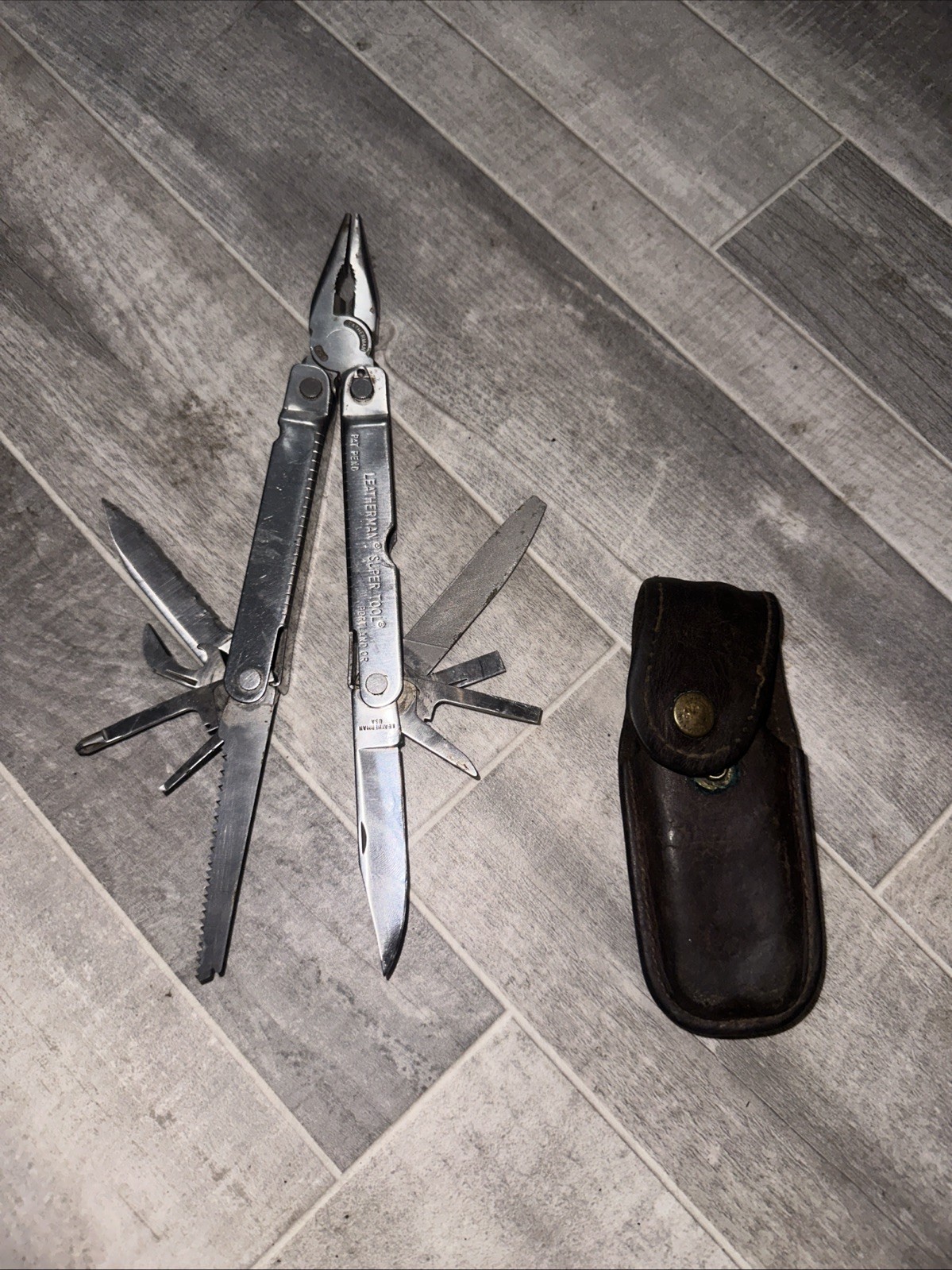 Leatherman Super Tool Multi-tool Pliers with Sheath