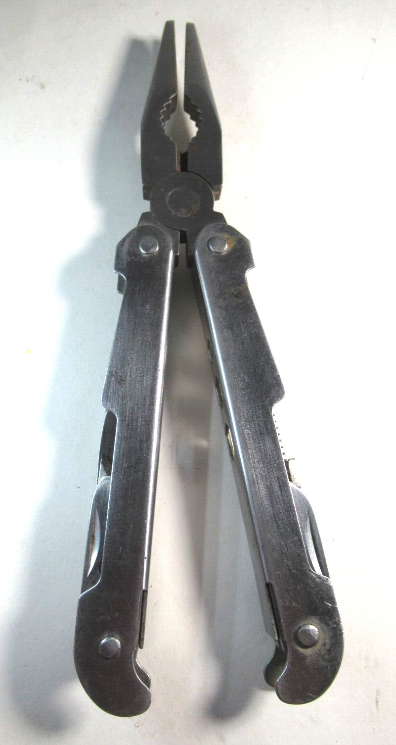 Multi Tool Great For Outdoors Trips Handy & Works! Many Tools In 1! China Made