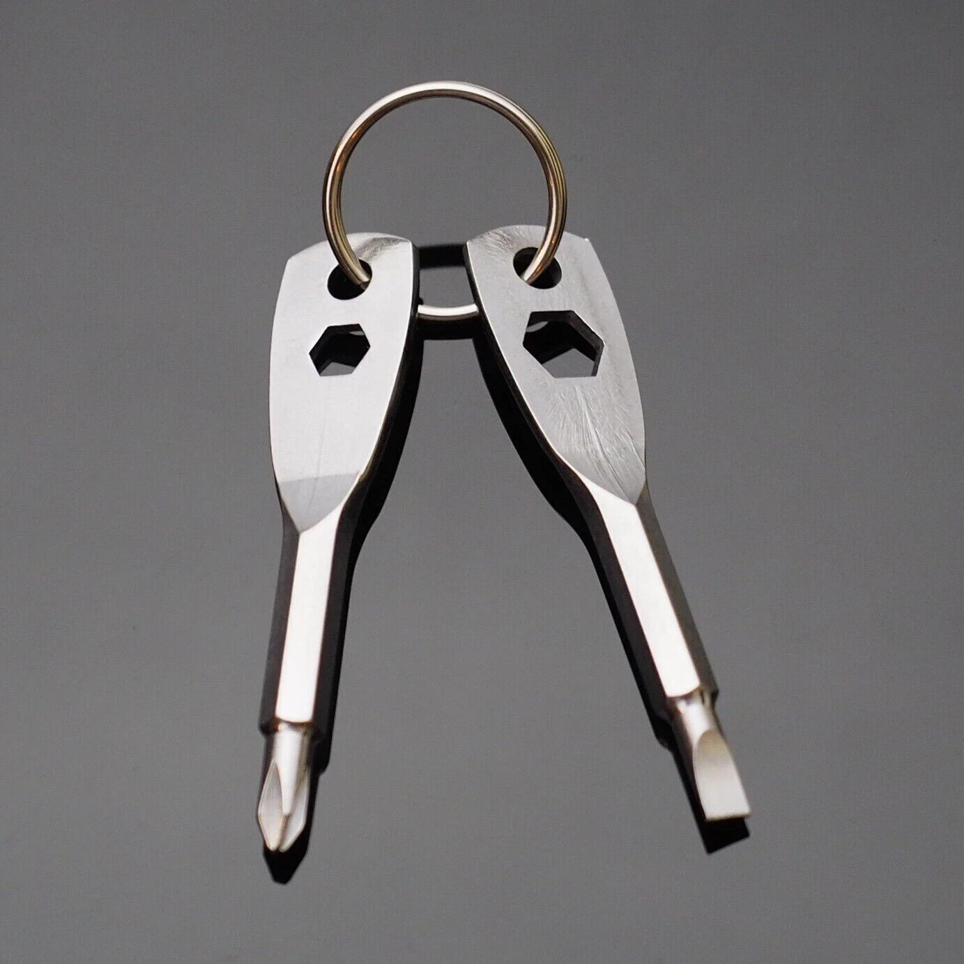 5pcs – Screwdriver Keychain Set EDC Pocket Tool Hex Nut Wrench Key Ring – Silver