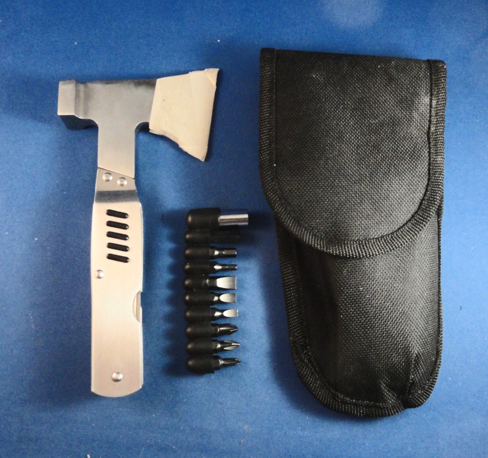 HEAVY DUTY LEATHERMAN LIKE MULTI TOOL: AXE HAMMER ETC