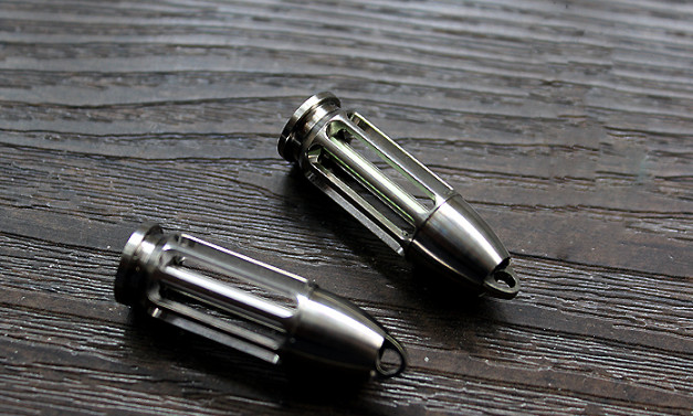 Titanium Luminous Tube Pendants Paracord Beads Key Ring Necklace Pendants 1 Pcs