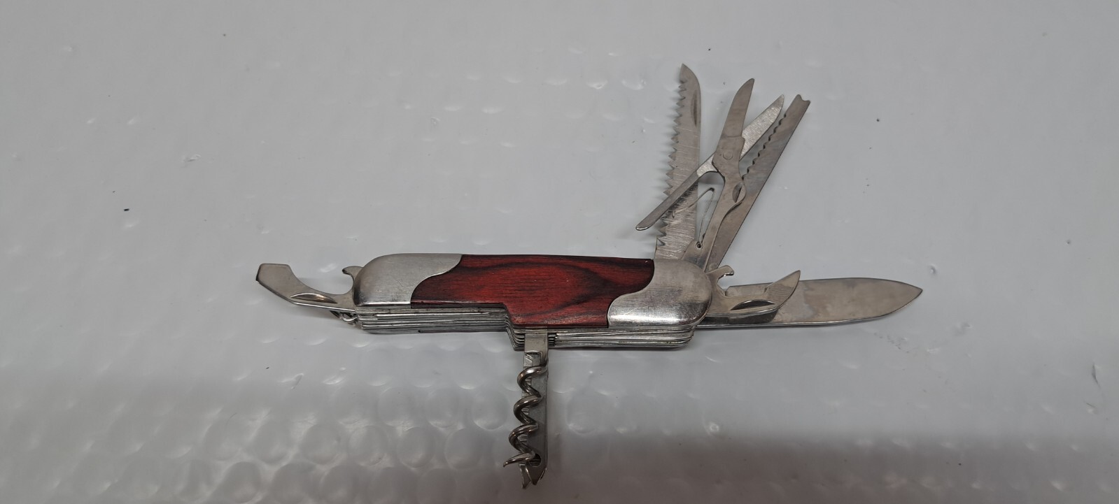 NRA LOGO SS MULTI TOOL WITH 12 TOOLS AND LANYARD LOOP 10/4/1