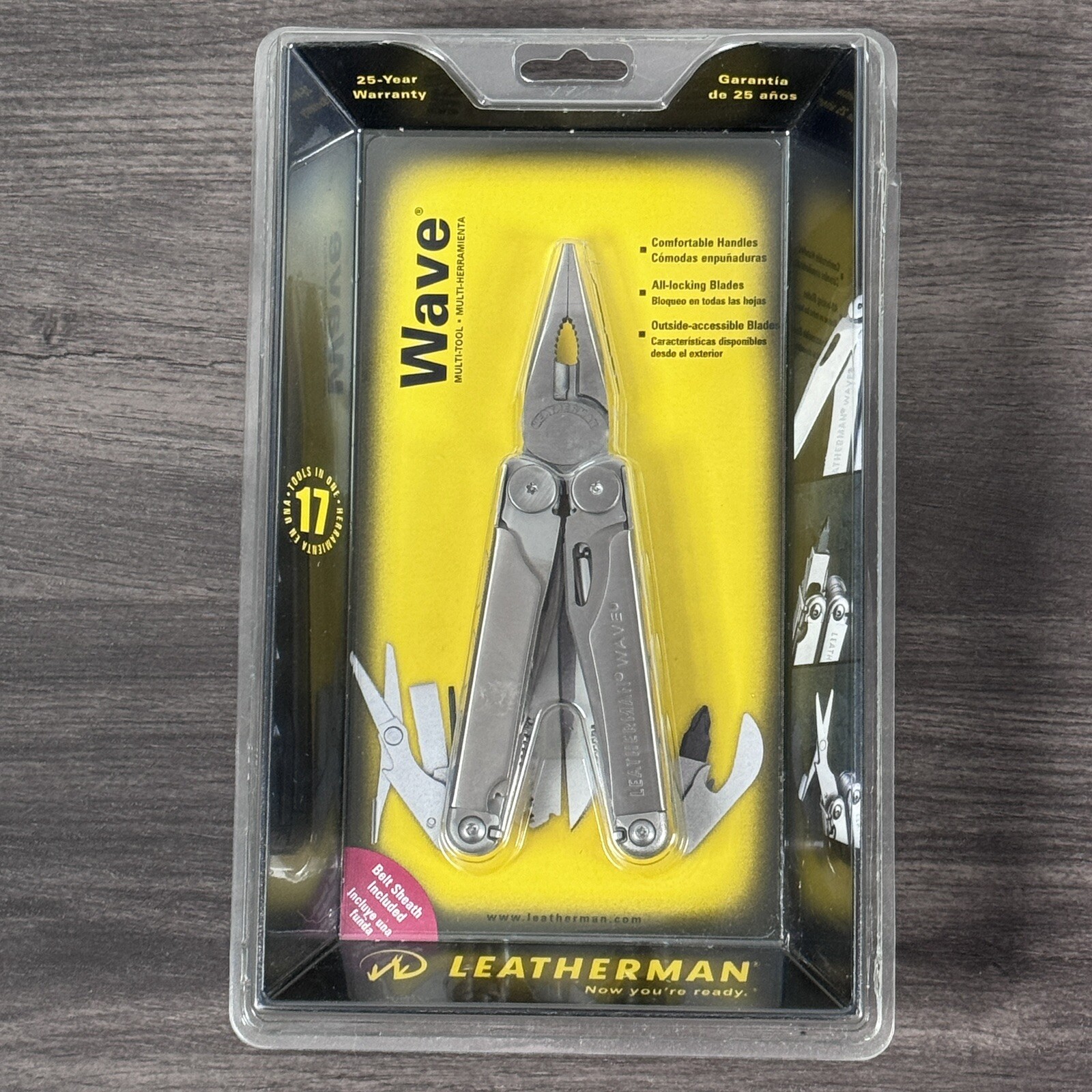 Leatherman New Wave/2nd generation Wave multitool with leather Sheath, sealed.