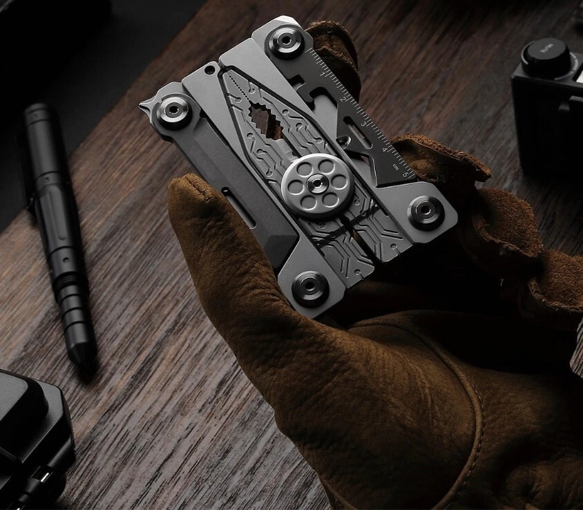 Mini Multi Tool Multifunction Purpose Emergency Survival Bugout Pocket Knife