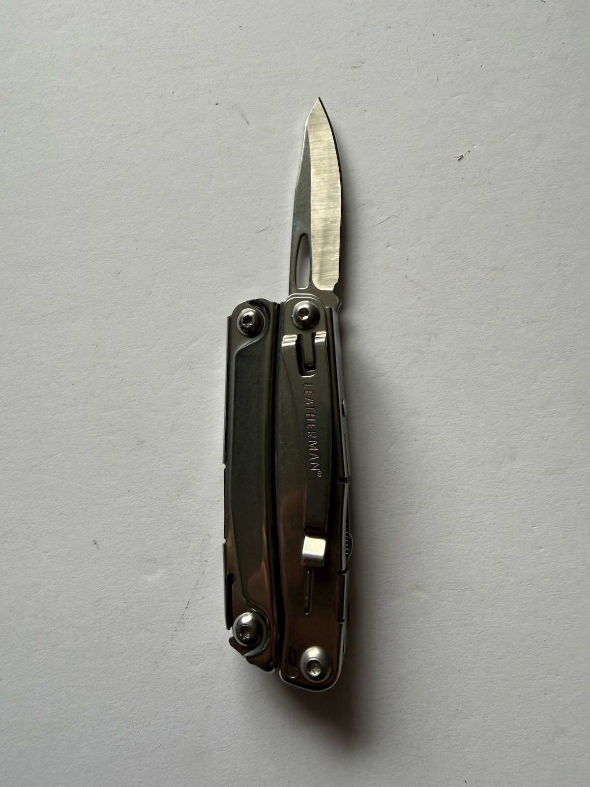 Leatherman Bolster Multi-Tool 12 Function Pliers Knife FAST SHIPPING