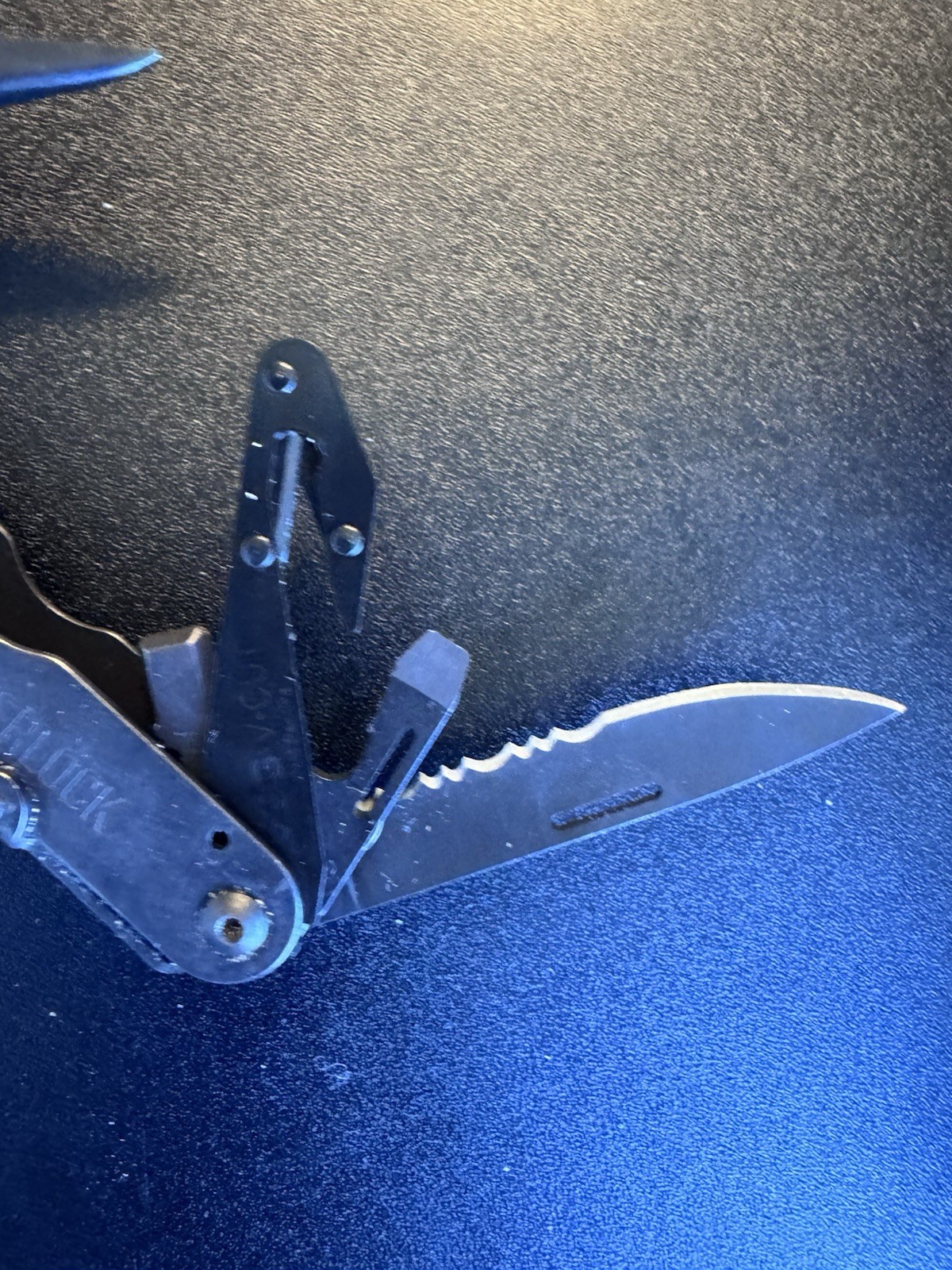SOG Stainless Steel PowerLock EOD – Black (B61N-CP)