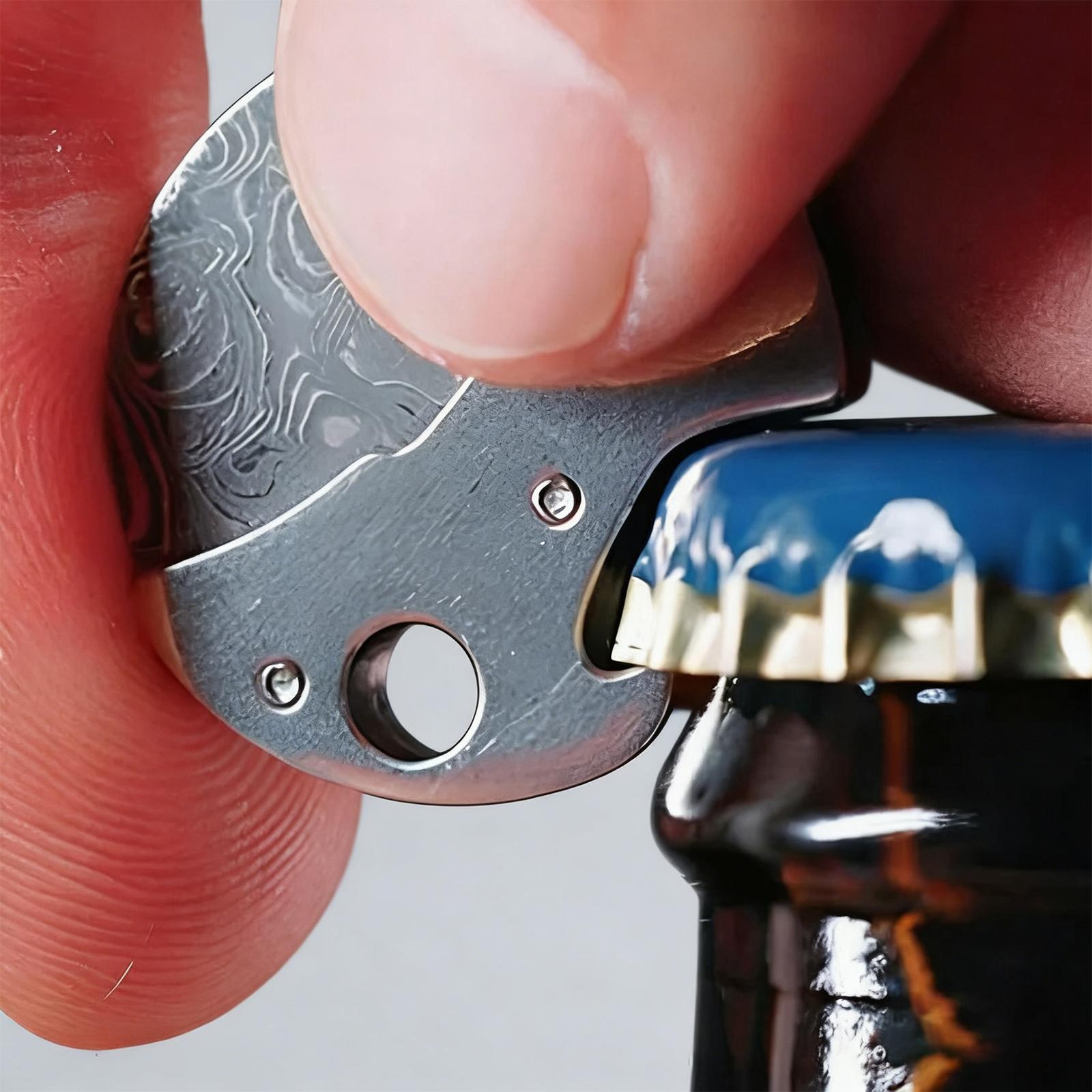 Bottle Opener Multifunctional Titanium Alloy Bottle Opener Cutter