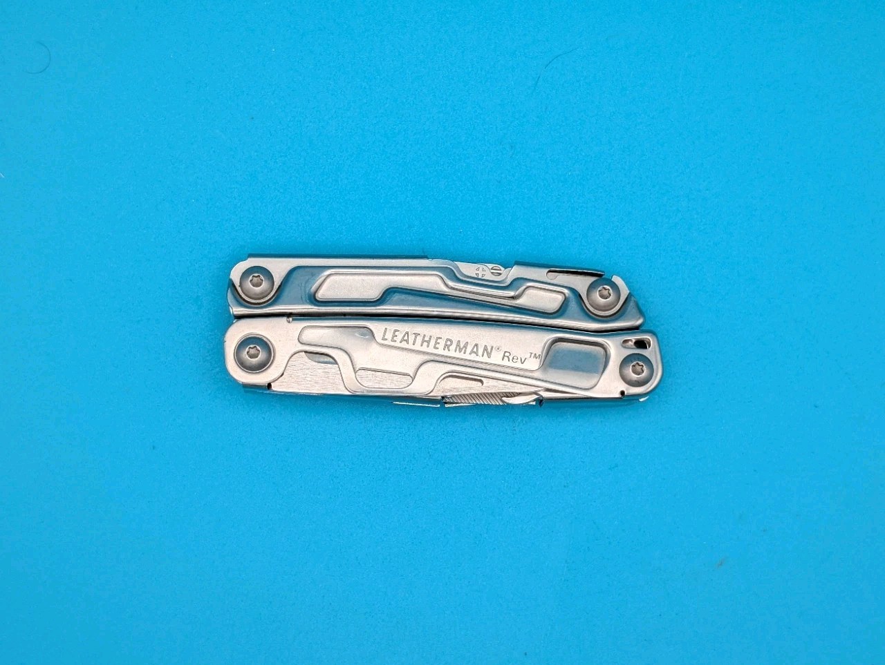 Leatherman Rev 3.8″ Multi-Tool, Stainless!