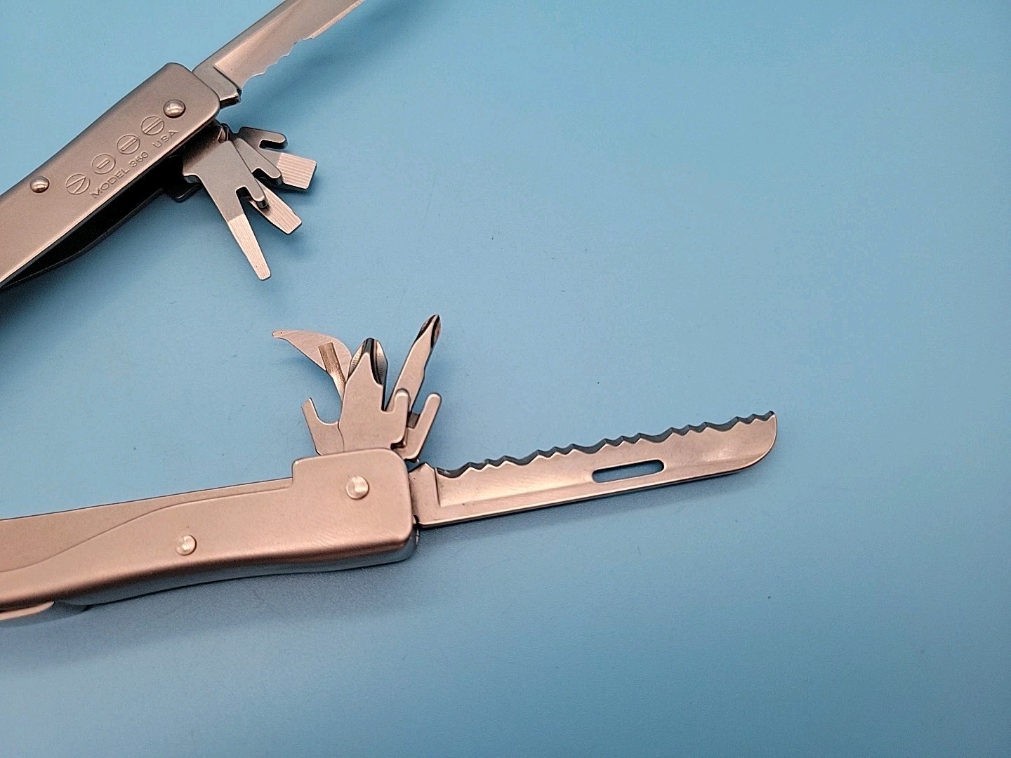 Buck Knives BuckTool 360 Multi-Tool w/ Sheath – USA – RETIRED – Screwdrivers