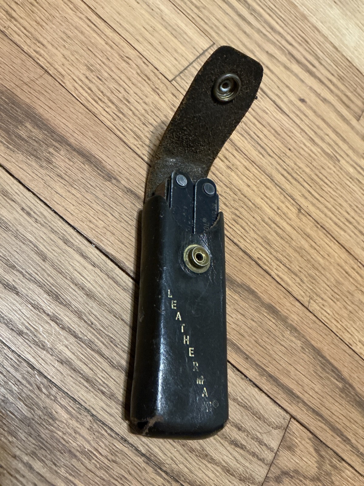 Leatherman Super Tool black oxide with leather sheath, USA made, original