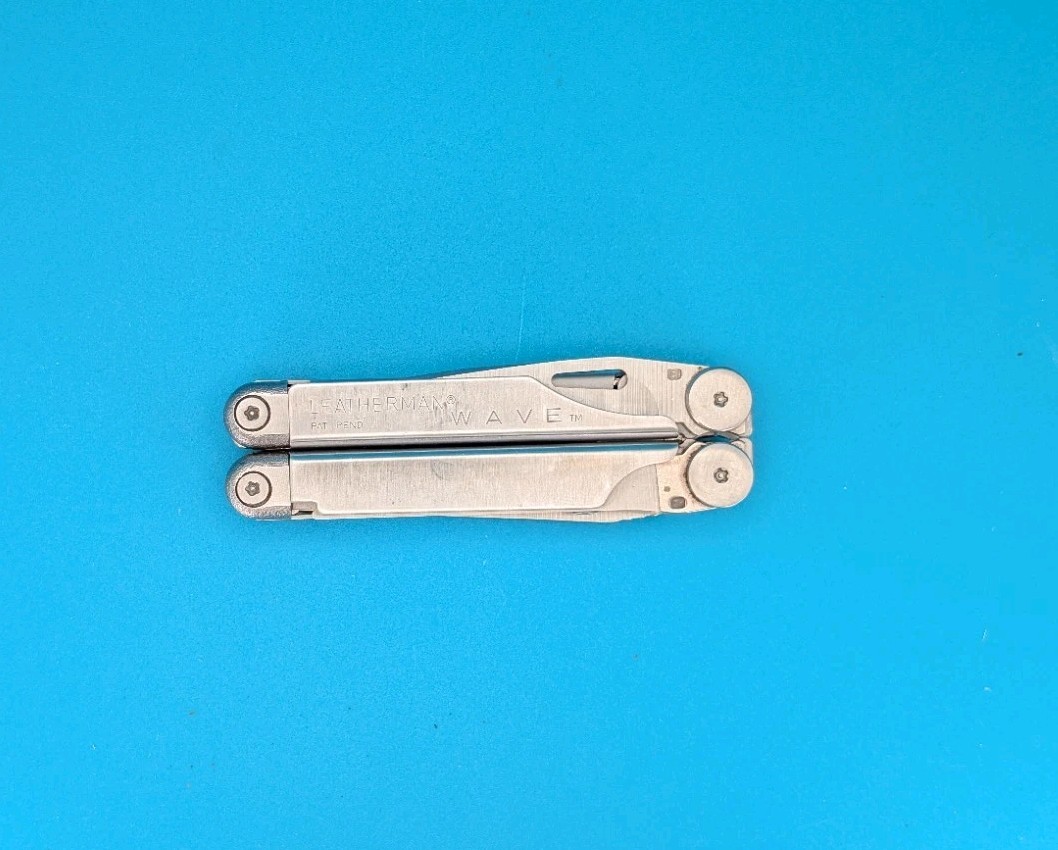 Vintage Leatherman Wave Original Multi Tool! , Dated 0301 (MAR, 2001)