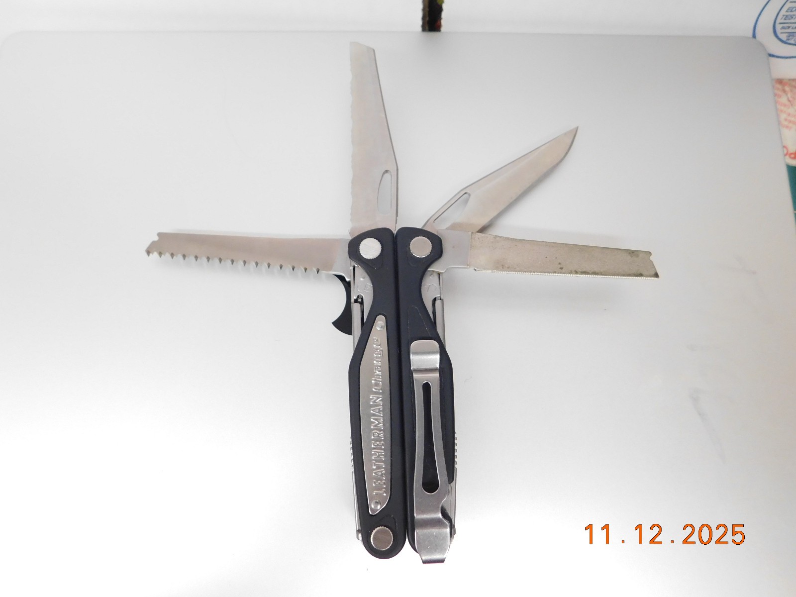 Leatherman Charge AL Multi-Tool Knife Plier Wire Cutter Scissor Saw, retired