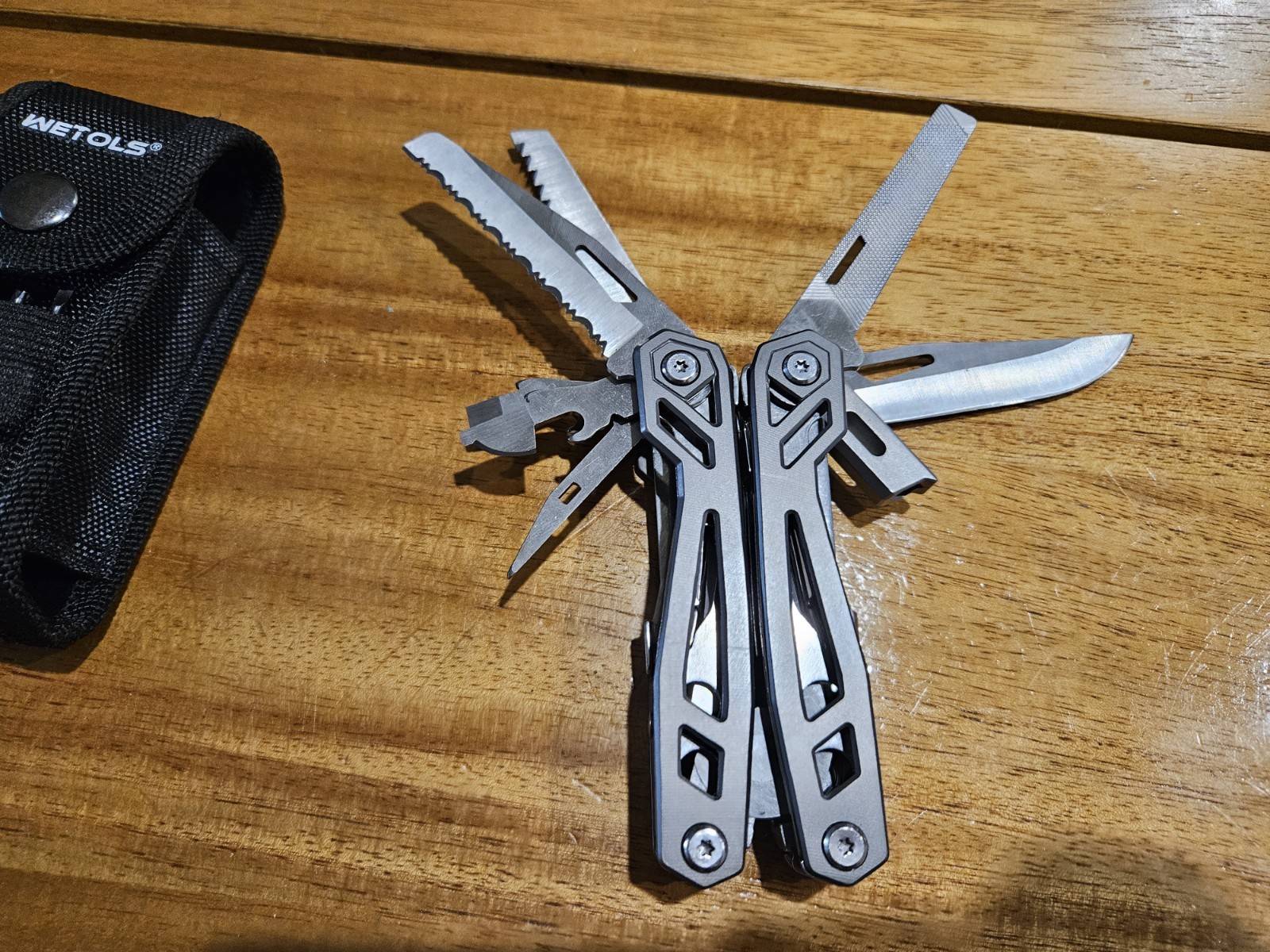 Wetols Multifunctional Pliers Multi Tool 21-in-1 WE-182 With Case