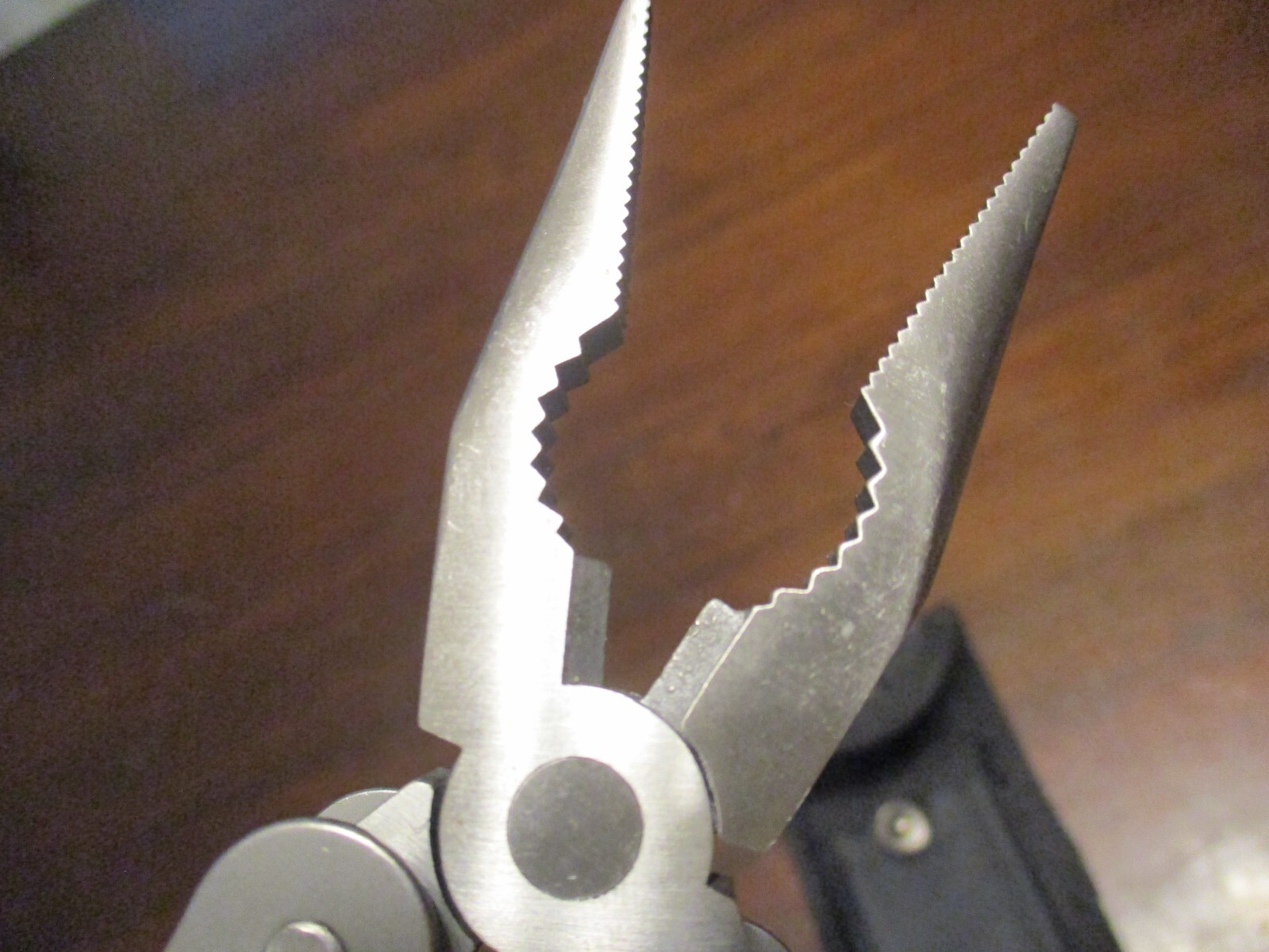 Ozark Trail Outdoor Equipment quality hunt fish camp 9 in 1 Multi Tool in sheath