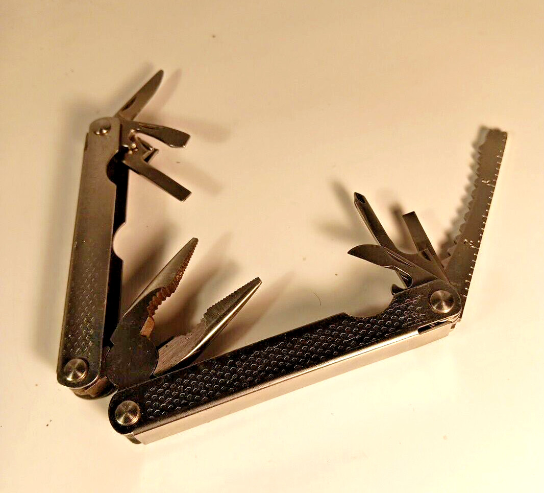 Stren Stainless Steel Multi Tool w Leather Belt Sheath Folding Pliers Rare