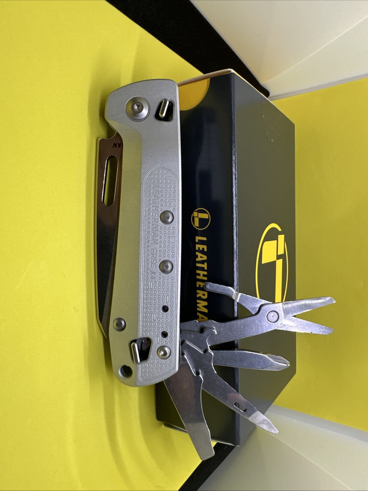 Leatherman, FREE K4X/SILVER-DOM – Multi Tool BNIB