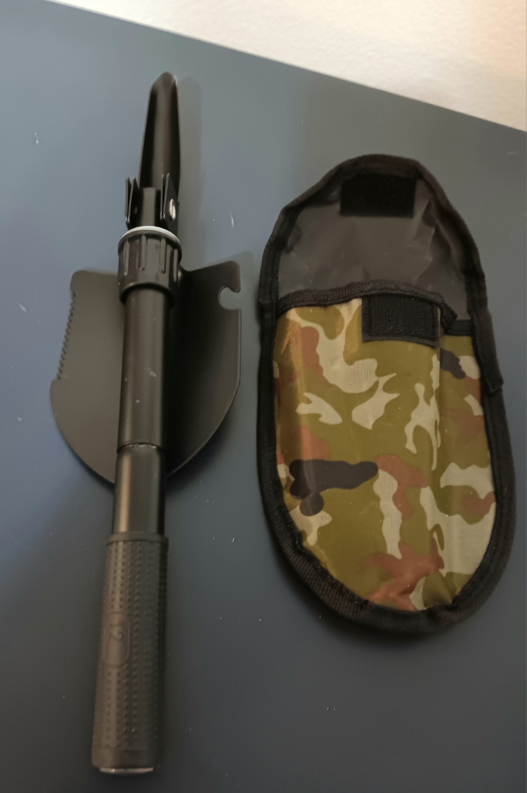 Multi Use Survival Tool, Folding Shovel, Pick Axe, Saw, Compass With Bag